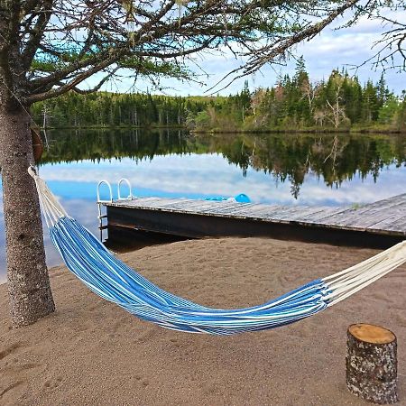 Fiddler'S Lake Escape Gabarus Ngoại thất bức ảnh